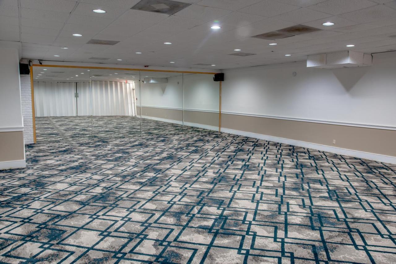 Days Inn By Wyndham St. Petersburg / Tampa Bay Area Pinellas Park Extérieur photo
