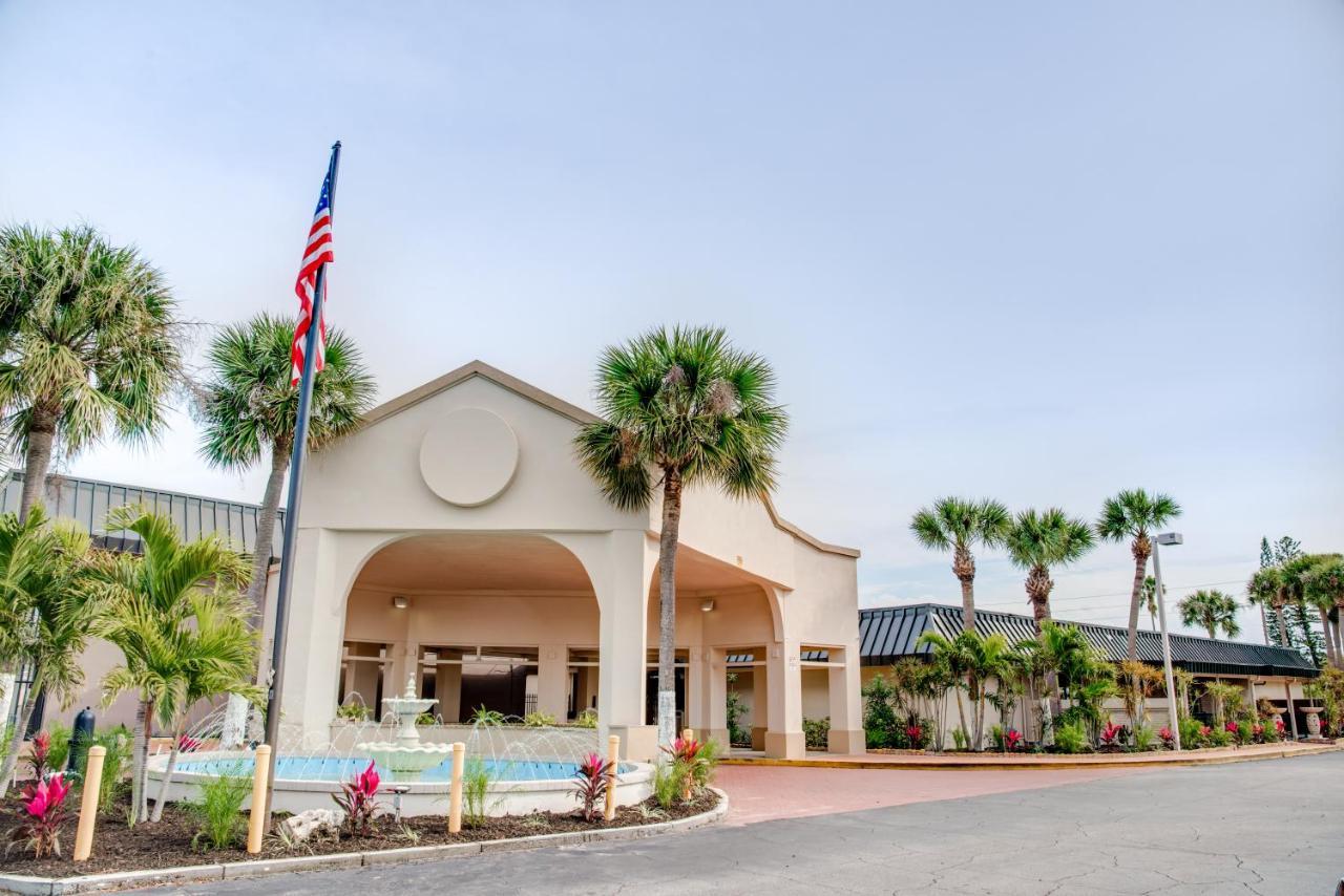 Days Inn By Wyndham St. Petersburg / Tampa Bay Area Pinellas Park Extérieur photo