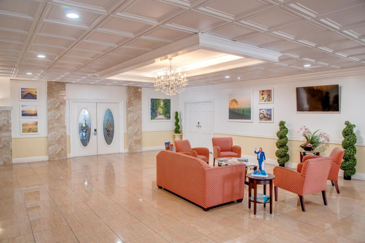 Days Inn By Wyndham St. Petersburg / Tampa Bay Area Pinellas Park Extérieur photo
