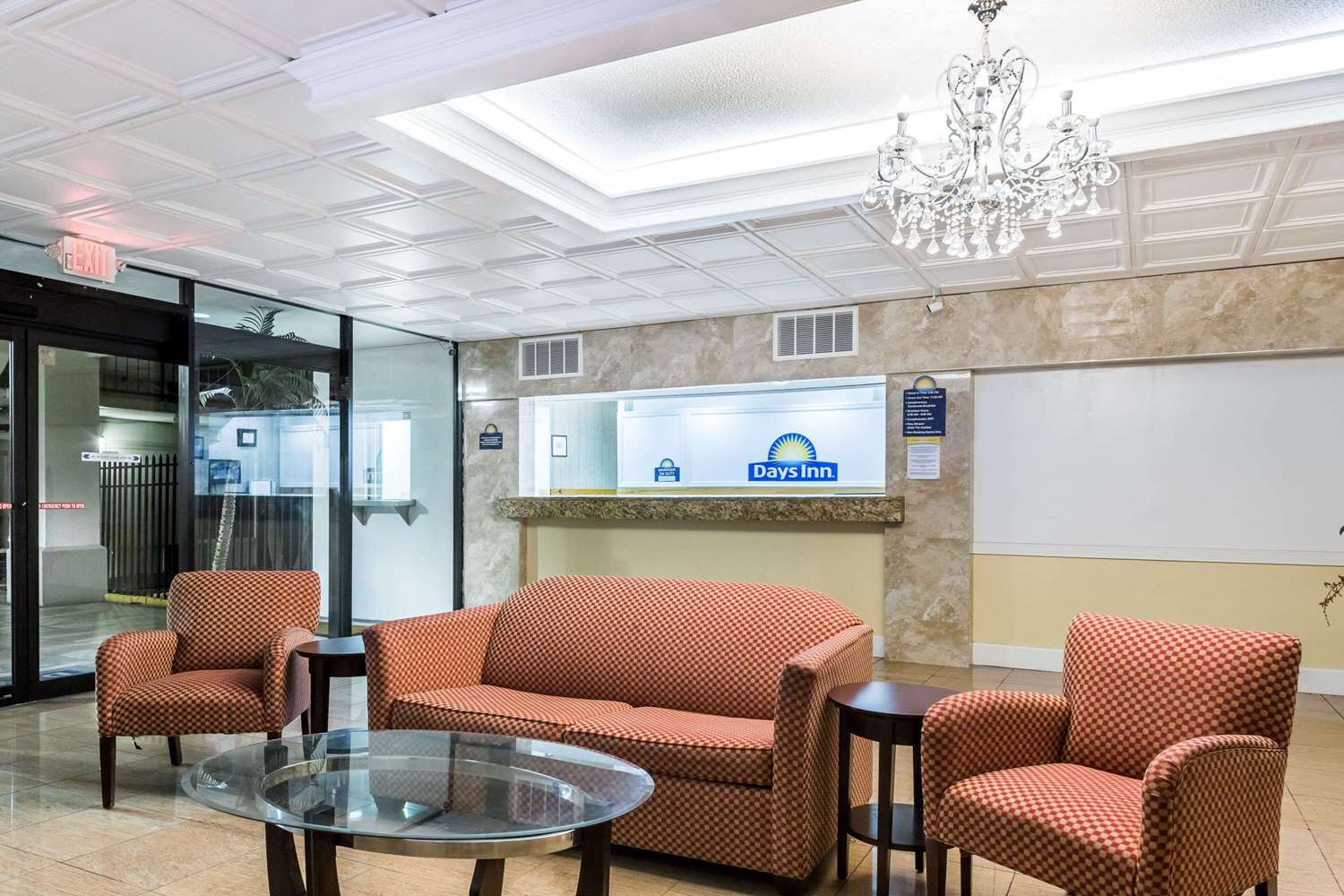 Days Inn By Wyndham St. Petersburg / Tampa Bay Area Pinellas Park Extérieur photo